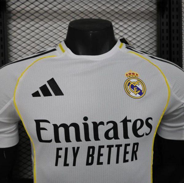 Camiseta Real Madrid 25-26 1ª equipación Player Version - Imagen 2