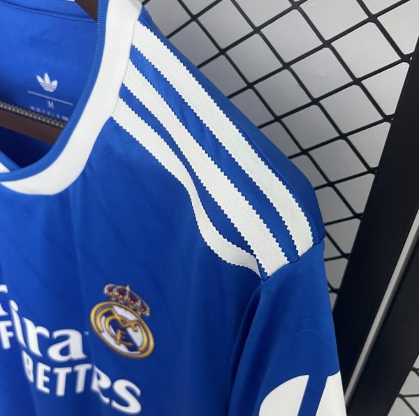 Camiseta Real Madrid 25-26 3ª equipación Fan Version - Imagen 3